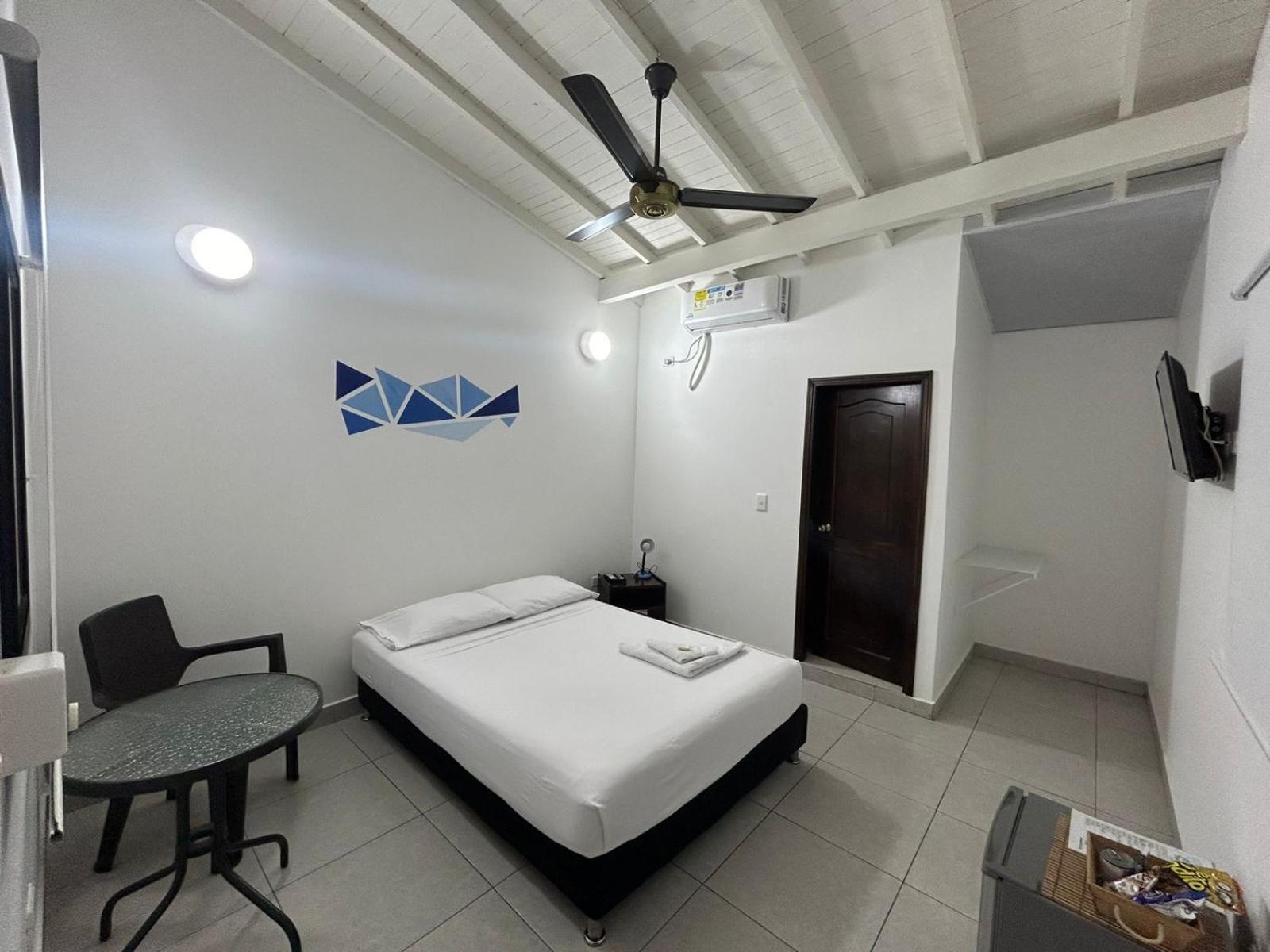 Hotel Puerto Azul Puerto Berrio Eksteriør bilde